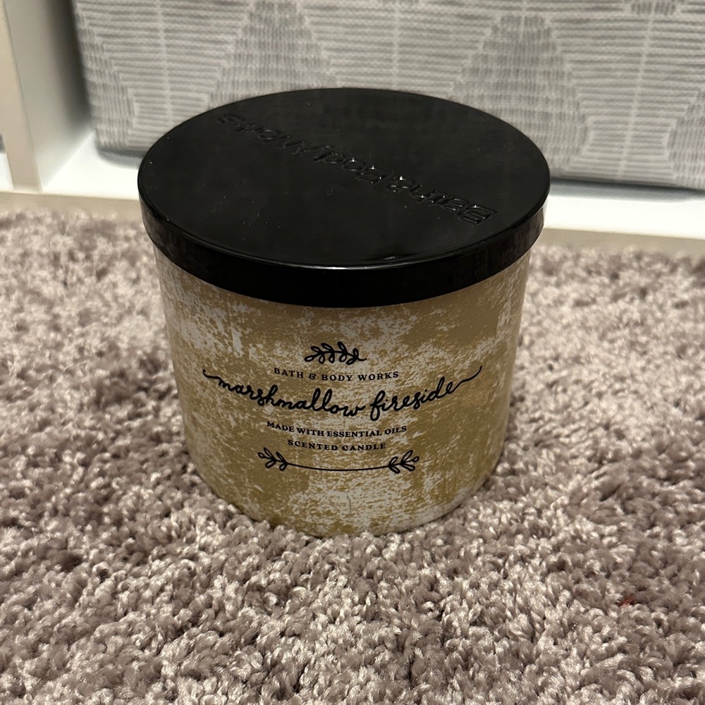 Bath & Body Works Marshmallow Fireside three wick Candle